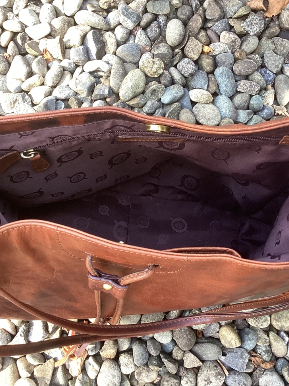 Beautiful Born Distressed Coloring Genuine Thick Leather Tote Handbag 🦋 - Picture 8 of 12